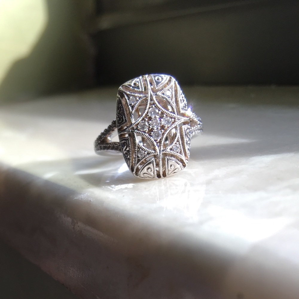New Neil Lane Vintage Inspired Diamond Ring!
